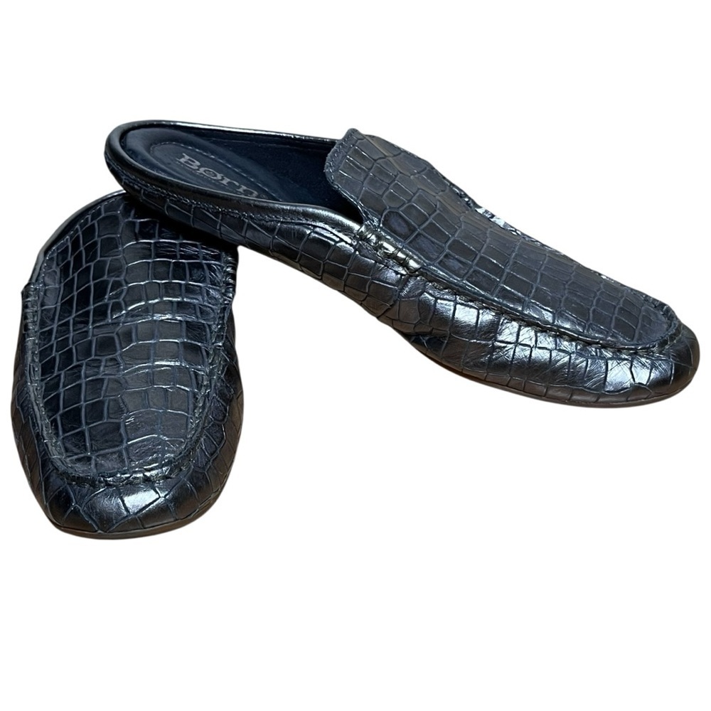 Born Capricorn Pewter Crocodile-Embossed Womenโs Slip On Mules โ Size 7
